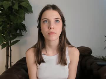 girl
        jacquelinechurch cam image #813265