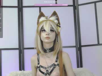 girl
        xenomy cam image #5876920