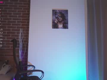 girl
        yolandabertha cam image #1821442
