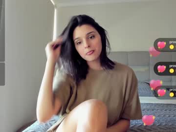 girl
        yourfreakygirl cam image #4413289