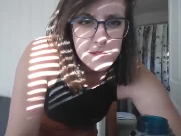 girl
        hunnie_babeee cam image #53421