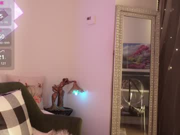 girl
        mysticxkitty cam image #5233662