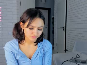 girl
        t0keng1rl cam image #2851965