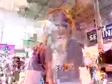 girl
        laurenphillips cam image #5644179