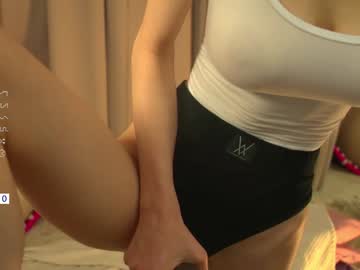 girl
        elation_evy cam image #4998860