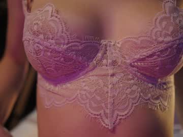 girl
        lucie_beltran cam image #4774506