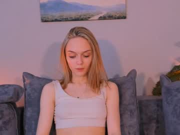 girl
        edaclose cam image #6215671