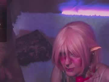 girl
        shiningpassion cam image #4834265