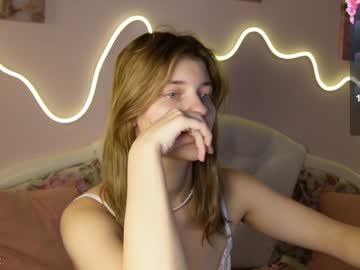 girl
        victoriabeverly cam image #6013999