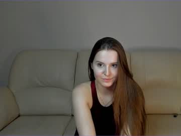girl
        evadebray cam image #1721253