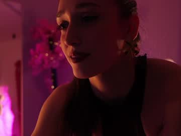 girl
        _meganmeow_ cam image #6089245