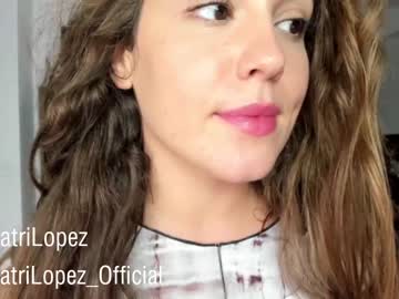 girl
        crazypaty cam image #2819304