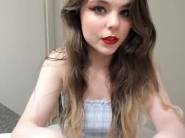 girl
        pavlovswhore cam image #3654358