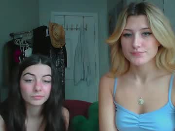girl
        briadominick cam image #4816656