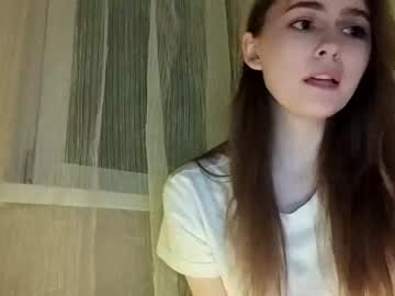 girl
        jennyjansen cam image #2424406