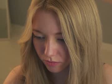 girl
        infinitysoul_ cam image #1087886