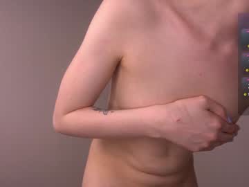 girl
        flame_palm_ cam image #4981768