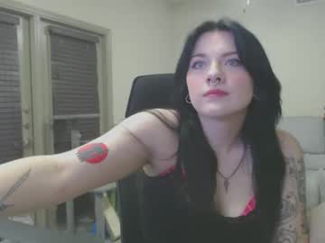 couple
        lustfullives cam image #5724515