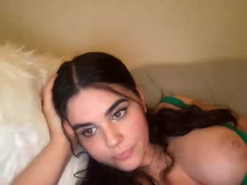 girl
        gia_is_horny cam image #2154822