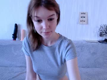 girl
        the_mayhem_ cam image #1257203