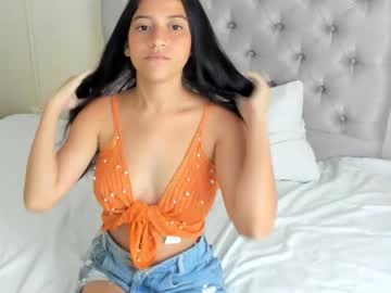 girl
        angela_riusoe cam image #1672572