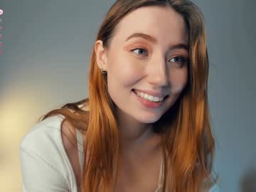 girl
        quennaedger cam image #5612177