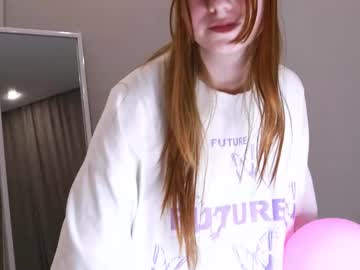 girl
        edahawks cam image #5492325