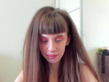 girl
        flowerofsin2001 cam image #1430864