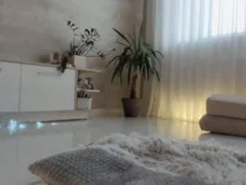girl
        meryfoxxx cam image #2968080