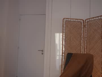 girl
        kriss0leoo cam image #6870996