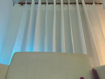 girl
        nezo_ cam image #5825172