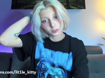 girl
        lit1le_kitty_ cam image #896893