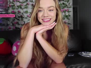 girl
        emmabelovedxo cam image #4193639