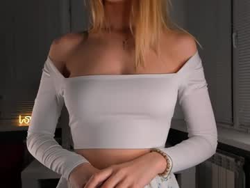 girl
        falinebenny cam image #6018227