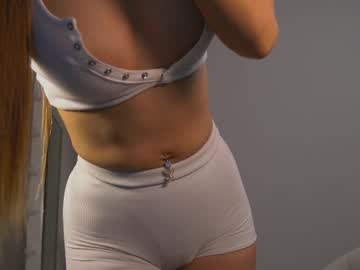 girl
        melissa_baby69 cam image #6232334