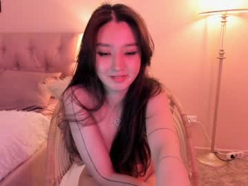 girl
        sarasuo cam image #3584027