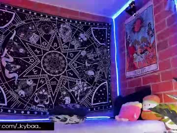 girl
        kybaa__ cam image #2195625