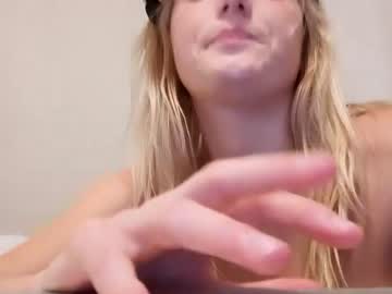 girl
        xkitycatx cam image #2209429