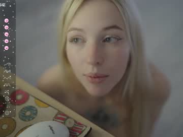 girl
        my_stella cam image #3188522
