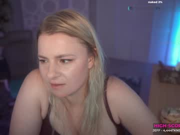 girl
        asiri_ocean cam image #4575405