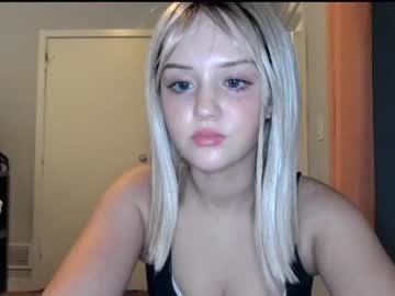 girl
        rubylanee cam image #4004607