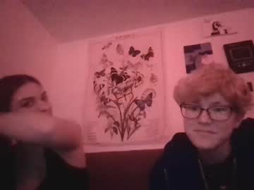 couple
        dommymommy17 cam image #1357085