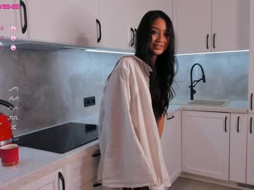 girl
        averieparrish cam image #2878171