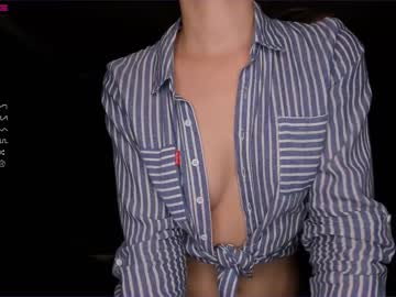 girl
        blue_ocean_eyes cam image #647221