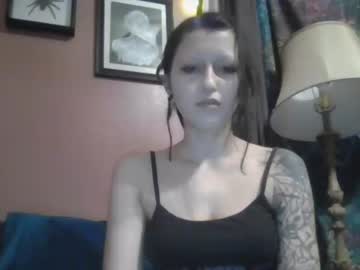 girl
        purplehaisley cam image #538463