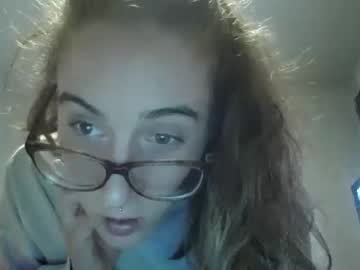 girl
        xperkyandtightx cam image #401220