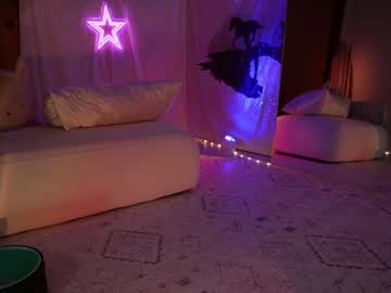 girl
        lucy_gooosey cam image #6681001