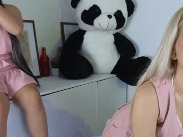 girl
        cloetonya cam image #4438455