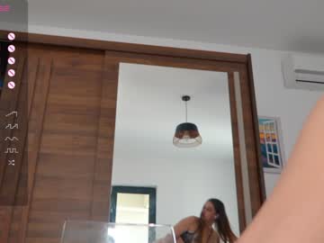 girl
        fazeyj cam image #4203234