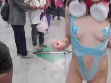girl
        frenchava cam image #2777023